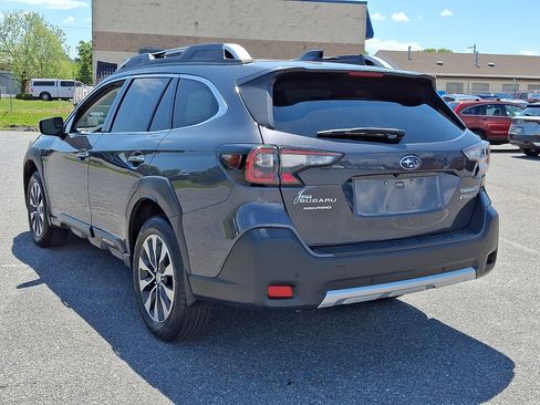Used 2025 Subaru Outback Touring XT AWD/4WD image 4