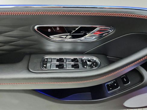 Used 2021 Bentley Flying Spur W12 AWD/4WD image 19