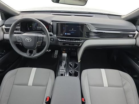 Used 2026 Toyota Camry SE w/ Convenience Package FWD image 10