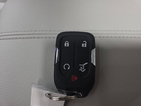 Used 2024 GMC Terrain Denali w/ Denali Premium Package image 42