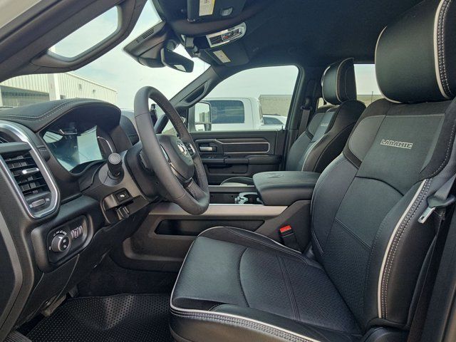 Used 2025 RAM 3500 Laramie AWD/4WD image 13