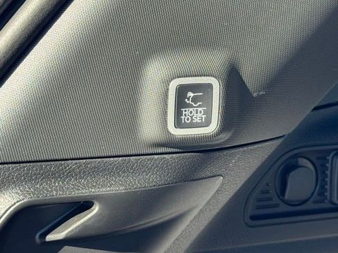 New 2026 Jeep Grand Cherokee Altitude AWD/4WD image 36