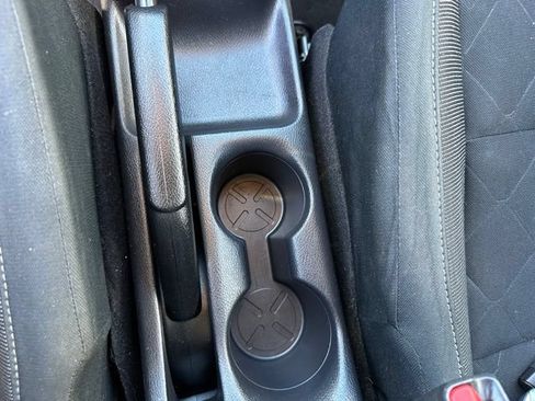 Used 2020 Nissan Kicks S FWD image 20