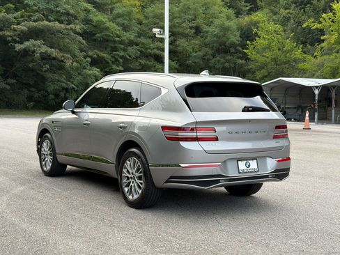 Used 2025 Genesis GV80 2.5T Standard AWD/4WD image 3