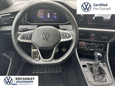 Used 2025 Volkswagen Jetta Sport FWD image 10
