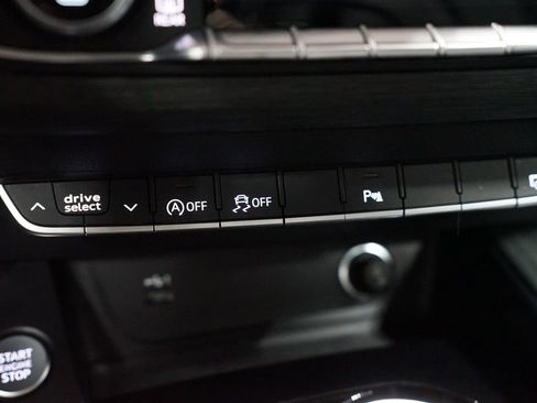 Used 2023 Audi A4 2.0T Premium Plus image 22