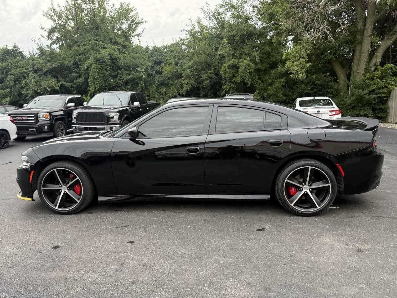 Used 2016 Dodge Charger R/T RWD image 3