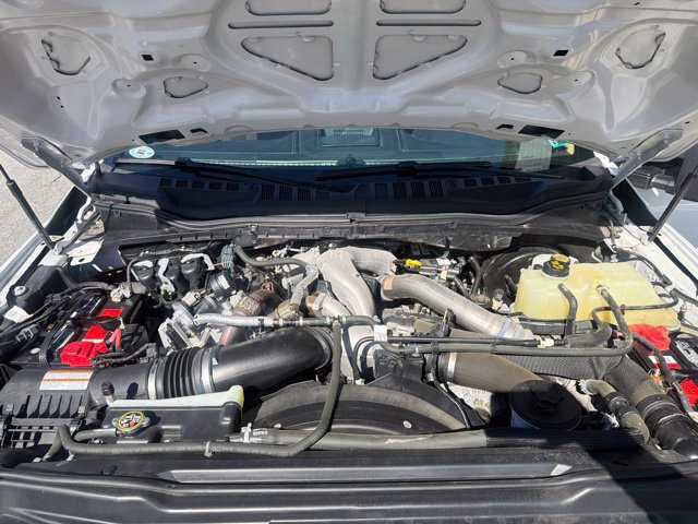 Used 2022 Ford F250 Lariat w/ Lariat Ultimate Package AWD/4WD image 28