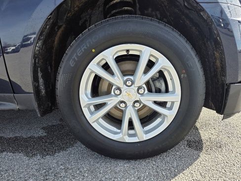 Used 2017 Chevrolet Equinox LT w/ Convenience Package image 30