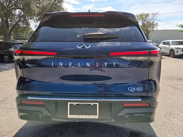 Used 2025 INFINITI QX60 Luxe w/ Vision Package FWD image 6