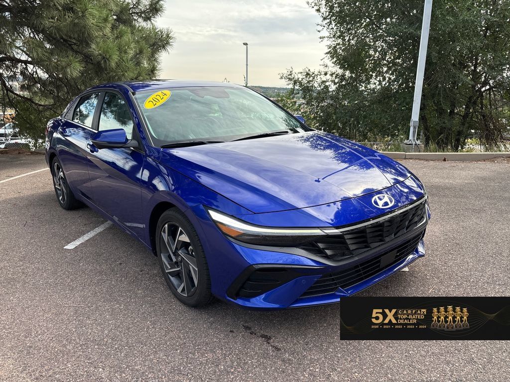 Certified 2024 Hyundai Elantra Limited FWD image 5