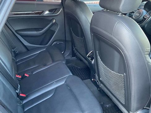 Used 2016 Audi Q3 2.0T Prestige w/ Prestige Package image 9