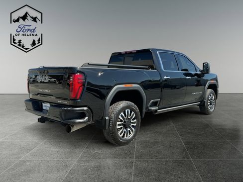 Used 2025 GMC Sierra 3500 Denali Ultimate AWD/4WD image 5