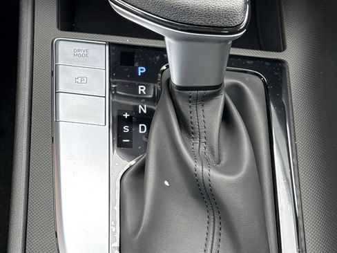 New 2026 Hyundai Elantra SE FWD image 25