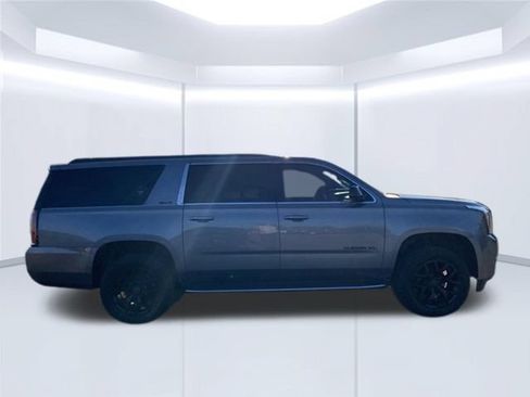 Used 2019 GMC Yukon XL SLT w/ Open Road Package AWD/4WD image 5