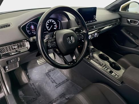 Used 2022 Honda Civic Sport image 9