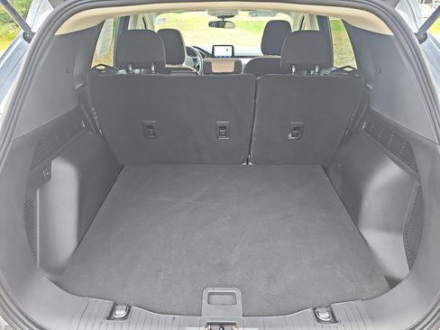 Used 2022 Ford Escape SE AWD/4WD image 9