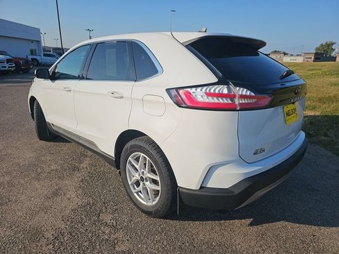 Used 2023 Ford Edge SEL AWD/4WD image 3