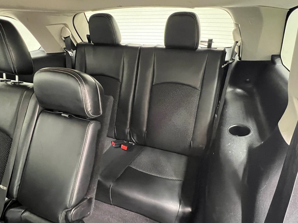 Used 2018 Dodge Journey Crossroad AWD/4WD image 29