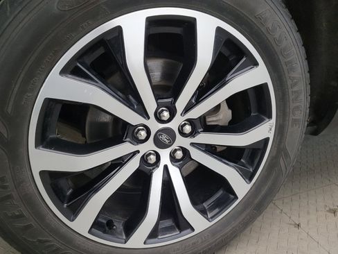 Used 2020 Ford Explorer ST w/ Premium Technology Package image 31