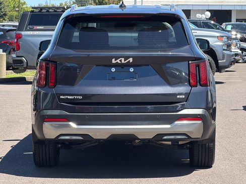 Used 2025 Kia Sorento EX AWD/4WD image 5