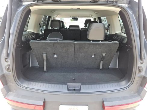 Used 2025 Hyundai Santa Fe SEL FWD image 24
