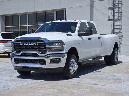 New 2026 RAM 3500 Tradesman image 2