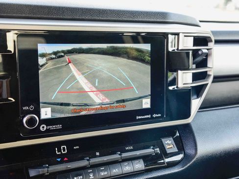 Used 2023 Toyota Tundra SR5 image 29