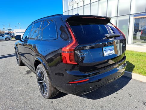 New 2026 Volvo XC90 B6 Ultra w/ Lounge Package image 4