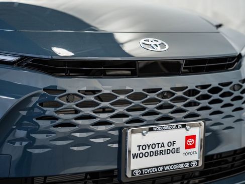 New 2026 Toyota Crown Signia image 12