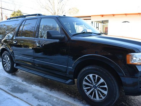 Used 2017 Ford Expedition EL XLT w/ Equipment Group 202A image 33