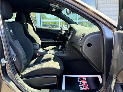 Used 2020 Dodge Charger Scat Pack RWD image 38