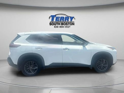 Used 2021 Nissan Rogue S FWD image 1