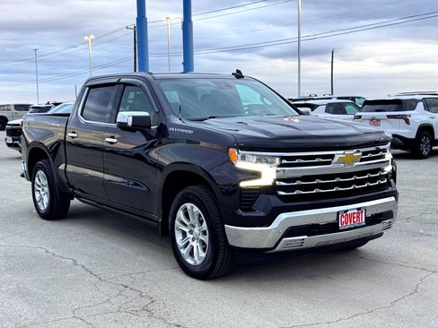 Used 2023 Chevrolet Silverado 1500 LTZ w/ Technology Package image 4