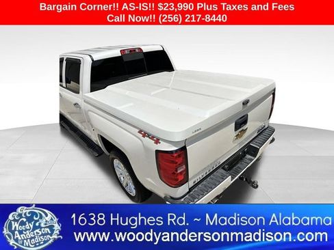 Used 2014 Chevrolet Silverado 1500 High Country w/ High Country Premium Package AWD/4WD image 5