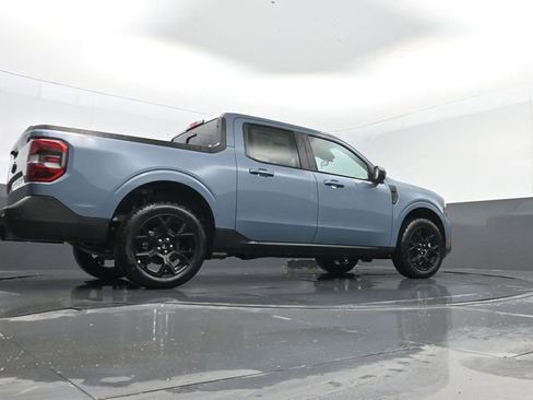 New 2025 Ford Maverick Lariat w/ Black Appearance Package image 26