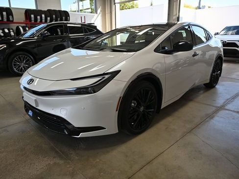 New 2026 Toyota Prius Plug-In Hybrid image 8