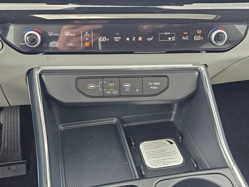 New 2026 Kia Carnival SX Prestige FWD image 16