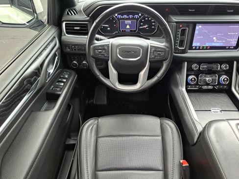 Used 2021 GMC Yukon Denali image 9