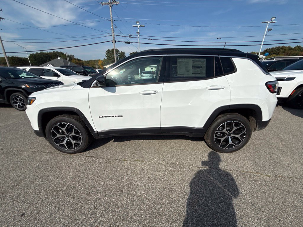 New 2026 Jeep Compass Limited AWD/4WD image 2