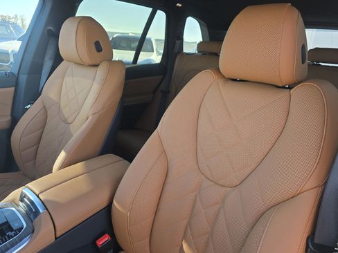 New 2026 BMW X5 xDrive40i w/ Premium Package image 14