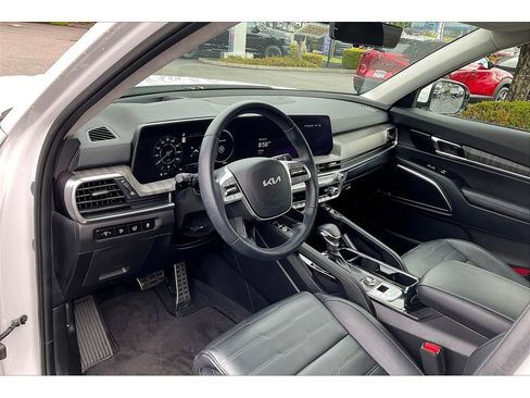 Used 2024 Kia Telluride SX Prestige image 14
