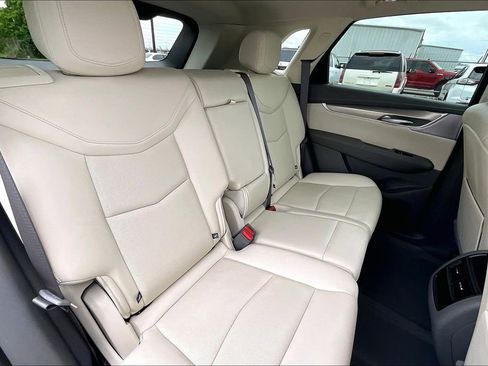Used 2023 Cadillac XT5 Premium Luxury w/ Technology Package FWD image 22