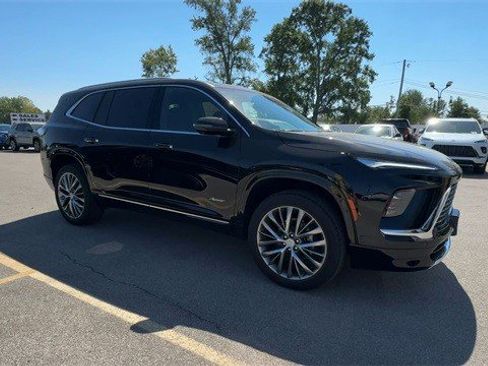 New 2026 Buick Enclave Avenir w/ Super Cruise Package image 2