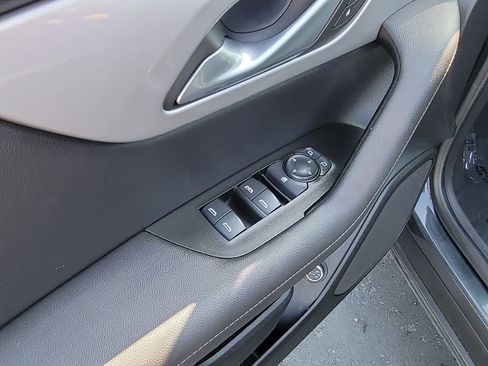 Used 2022 Chevrolet Blazer LT FWD image 22