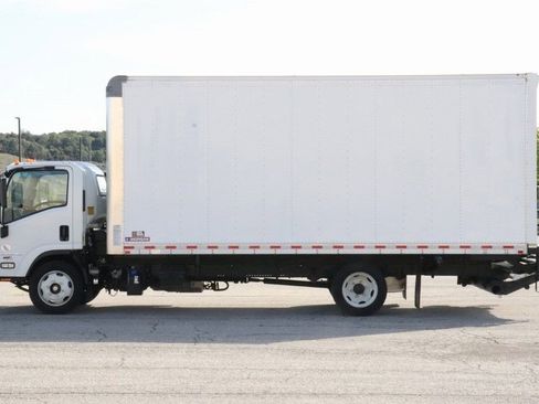 Used 2023 Chevrolet Low Cab Forward 5500XD RWD image 4