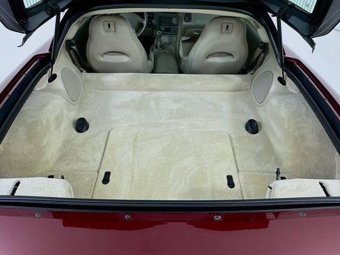 Used 2003 Chevrolet Corvette Coupe w/ Preferred Equipment Group RWD image 23
