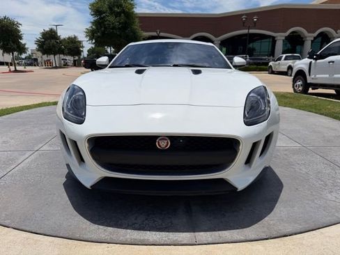 Used 2017 Jaguar F-TYPE Coupe RWD image 2