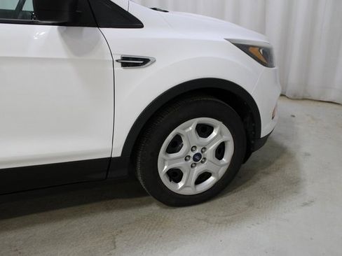 Used 2018 Ford Escape S image 11