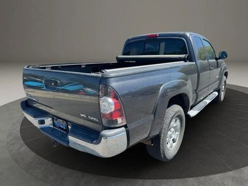 Used 2010 Toyota Tacoma 4x4 Access Cab V6 image 5